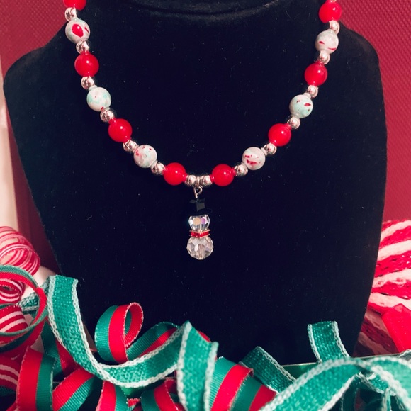 Necklace earrings and bracelet set - Picture 2 of 4